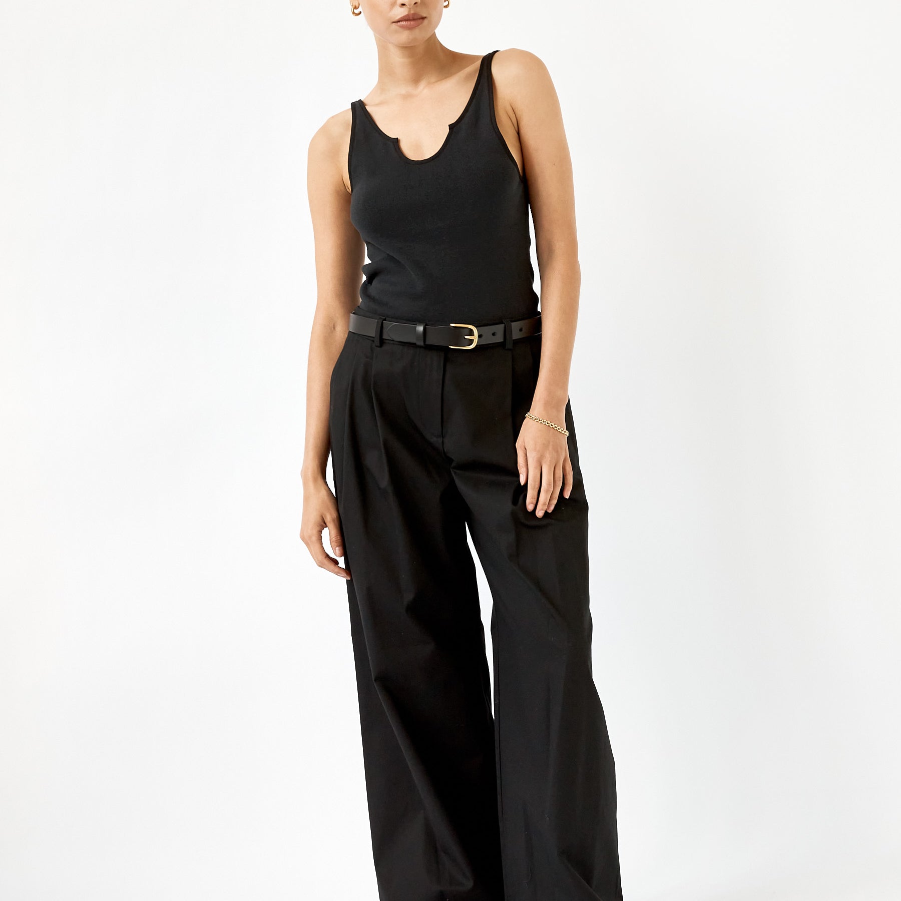Arnsdorf | Relaxed Trouser in Black | The UNDONE