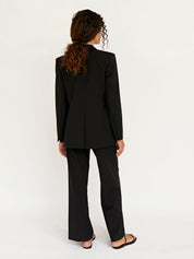 Matteau | Relaxed Tailored Blazer in Black | The UNDONE