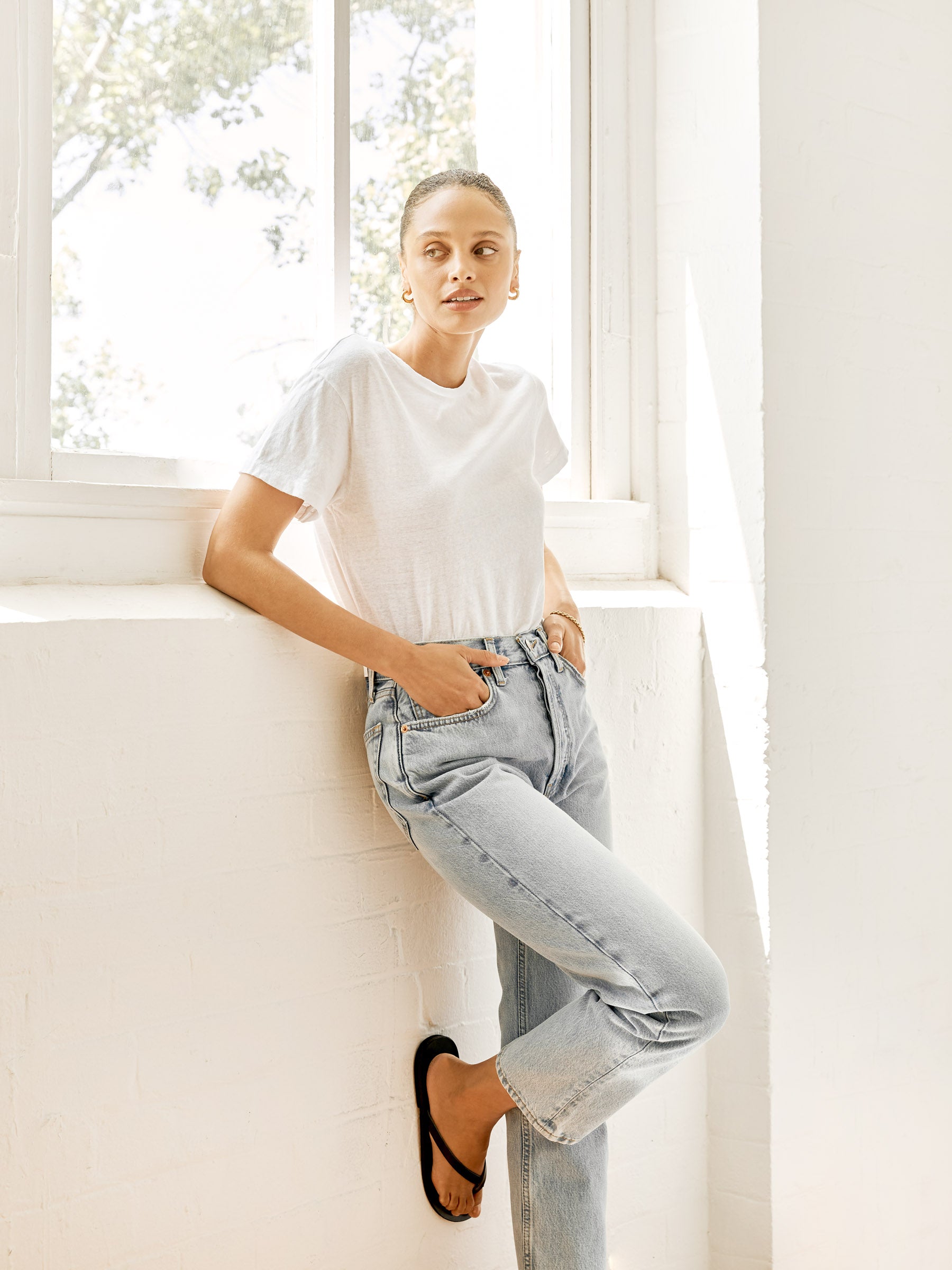 RE/DONE | Classic Tee in Optic White | The UNDONE