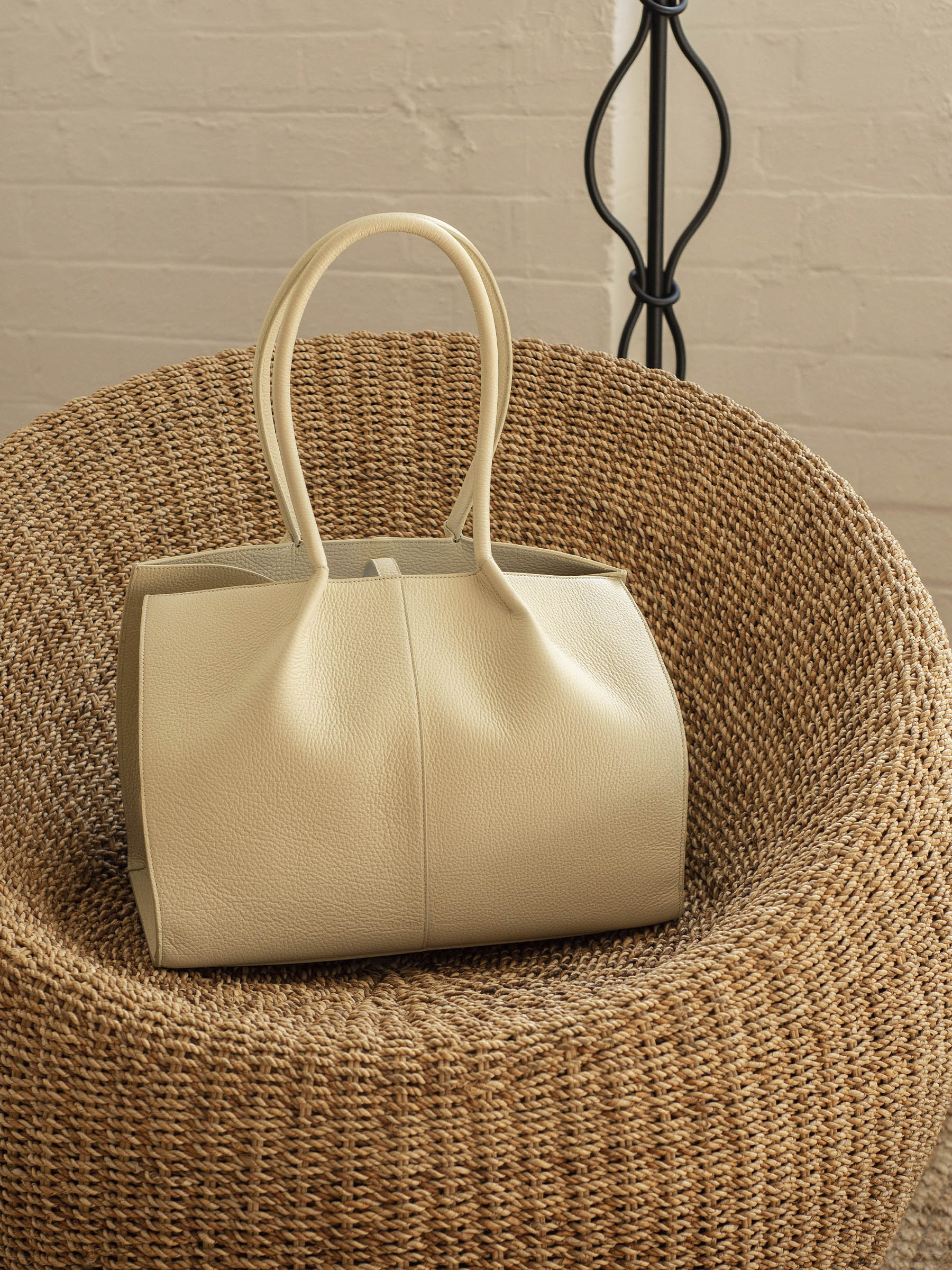 Rylan | Large Tote in Bone | The UNDONE