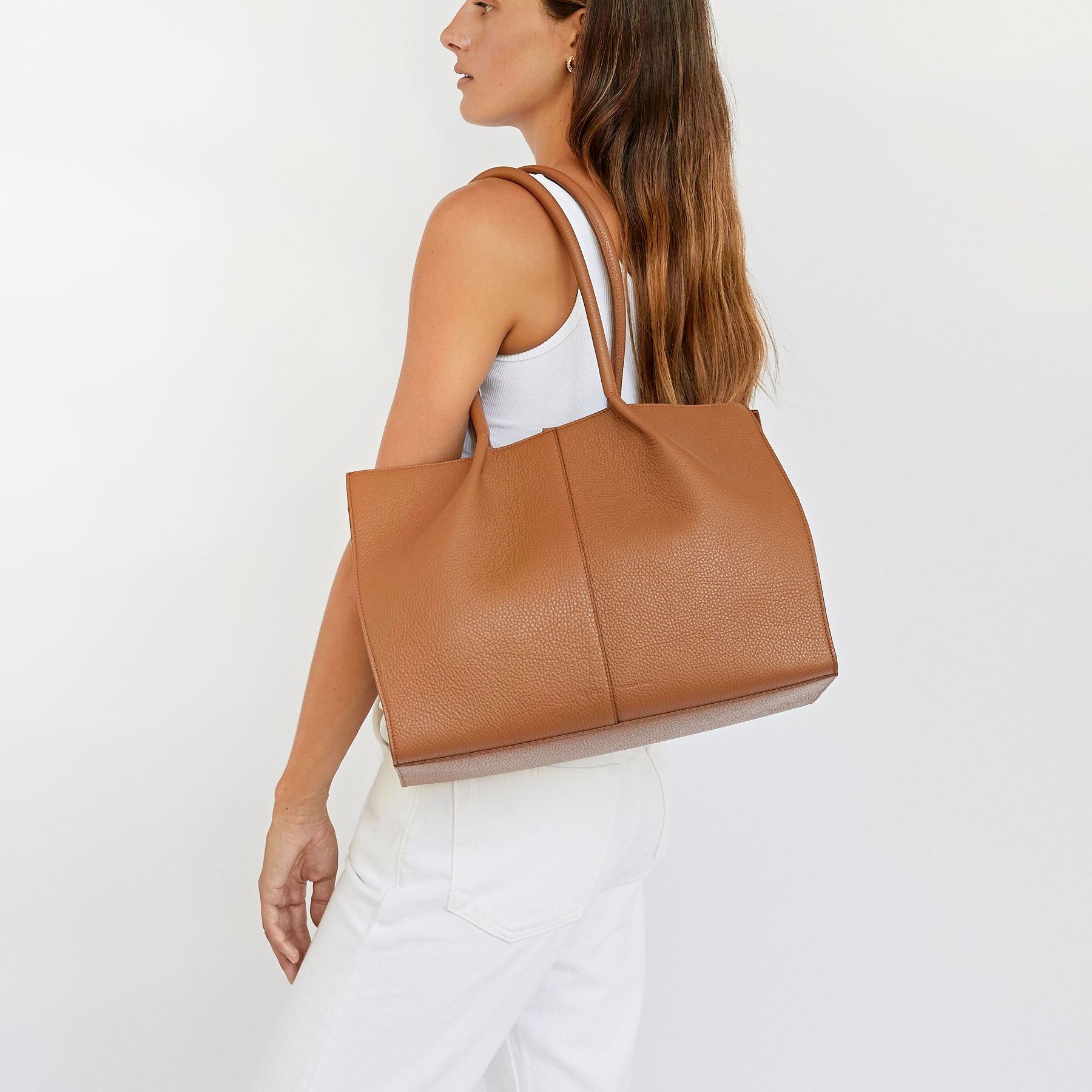 Rylan | 7.27 Large Tote in Caramel Soft Grained Leather | The UNDONE