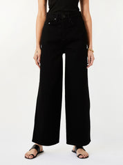 Sir The Label | Wide Leg Jean in Black | The UNDONE