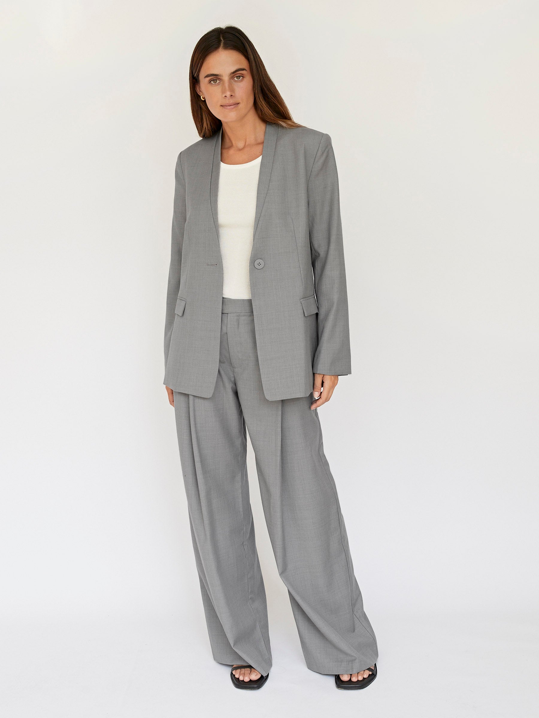 St. Agni | Shawl Collar Blazer in Grey | The UNDONE
