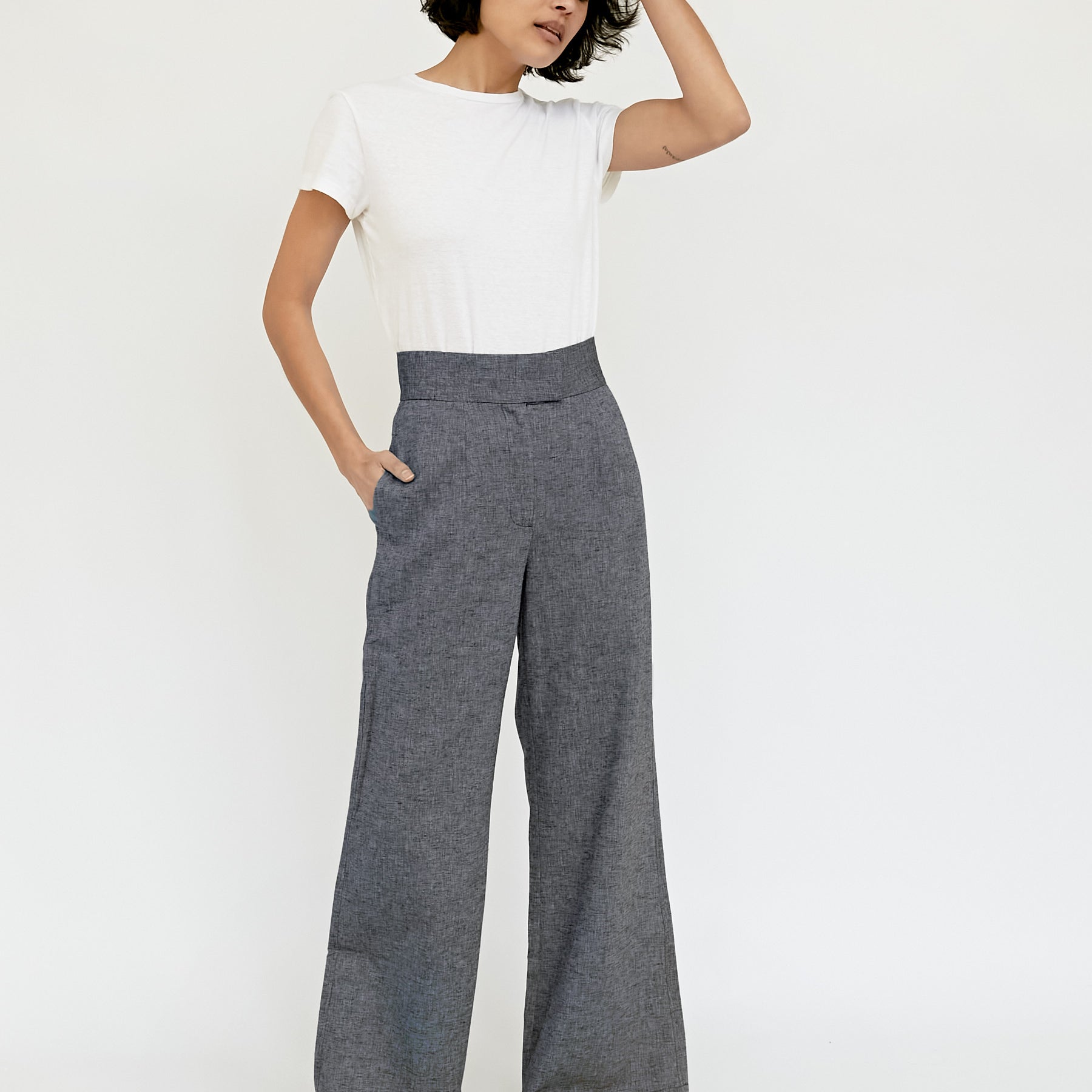 St. Agni | Navy Marle Anna Trousers | The UNDONE
