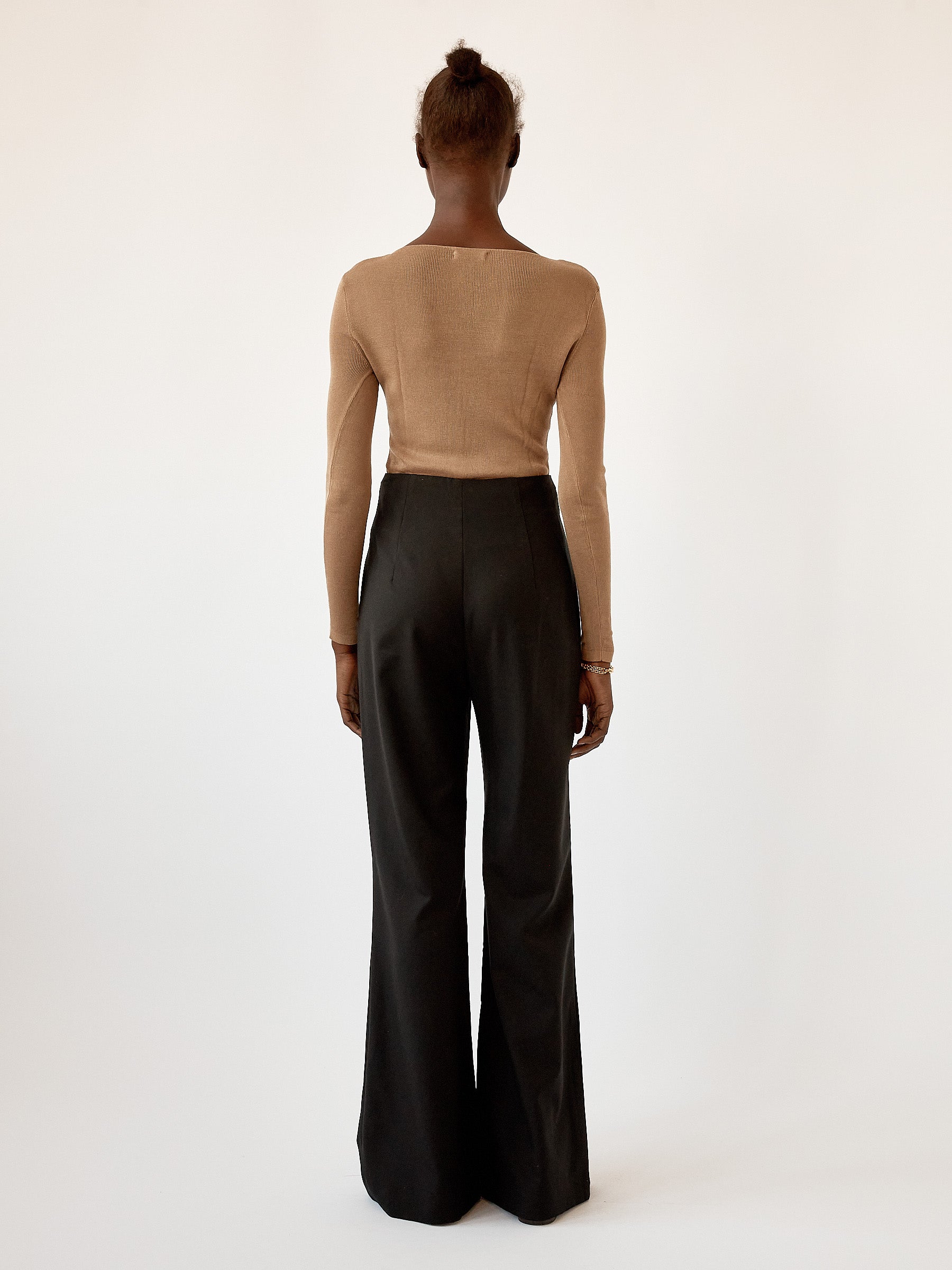 St. Agni | Mona Shorts in Black | The UNDONE