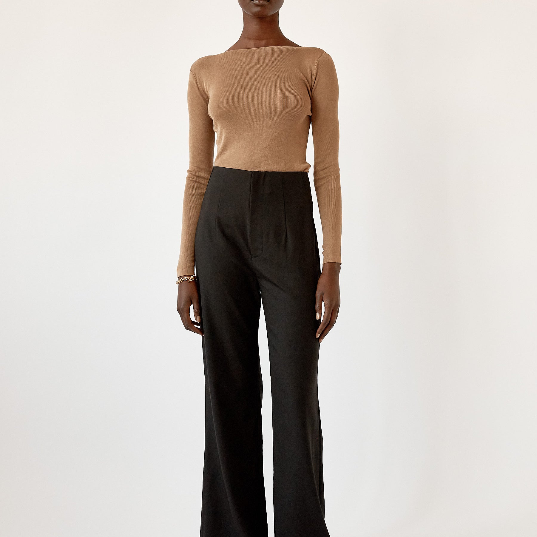 St. Agni | Mona Shorts in Black | The UNDONE