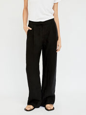 St. Agni | Linen Pleated Detailed Trousers in Black | The UNDONE