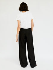 St. Agni | Linen Pleated Detailed Trousers in Black | The UNDONE