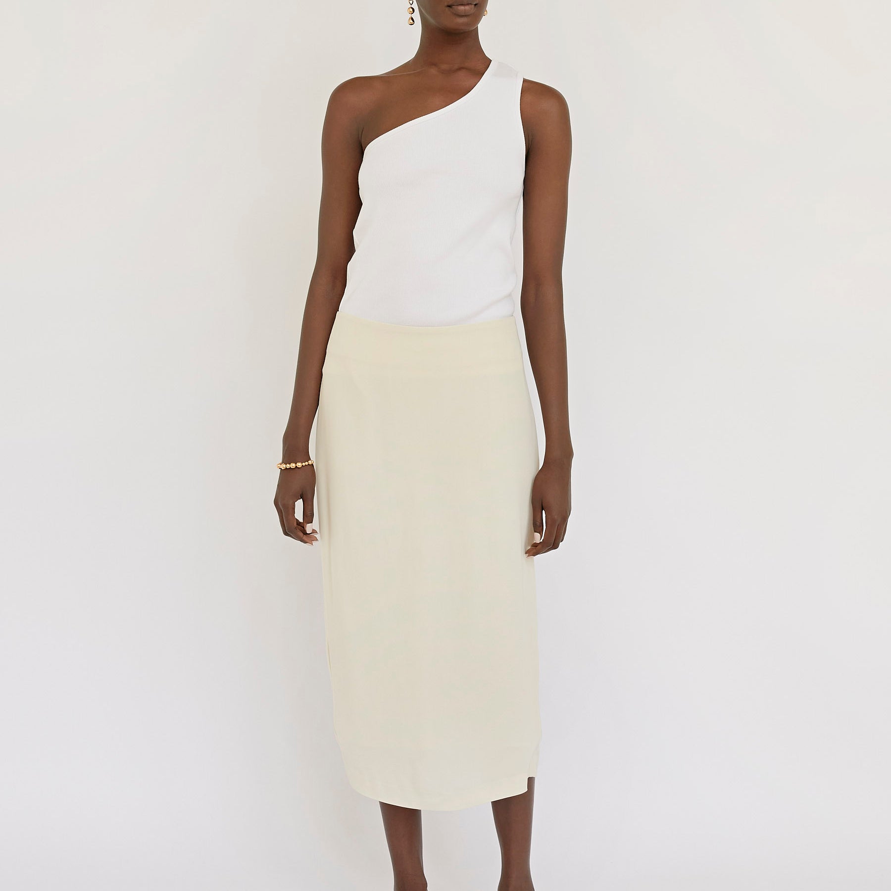 St. Agni | Low Waist Pencil Skirt in Cool White | The UNDONE