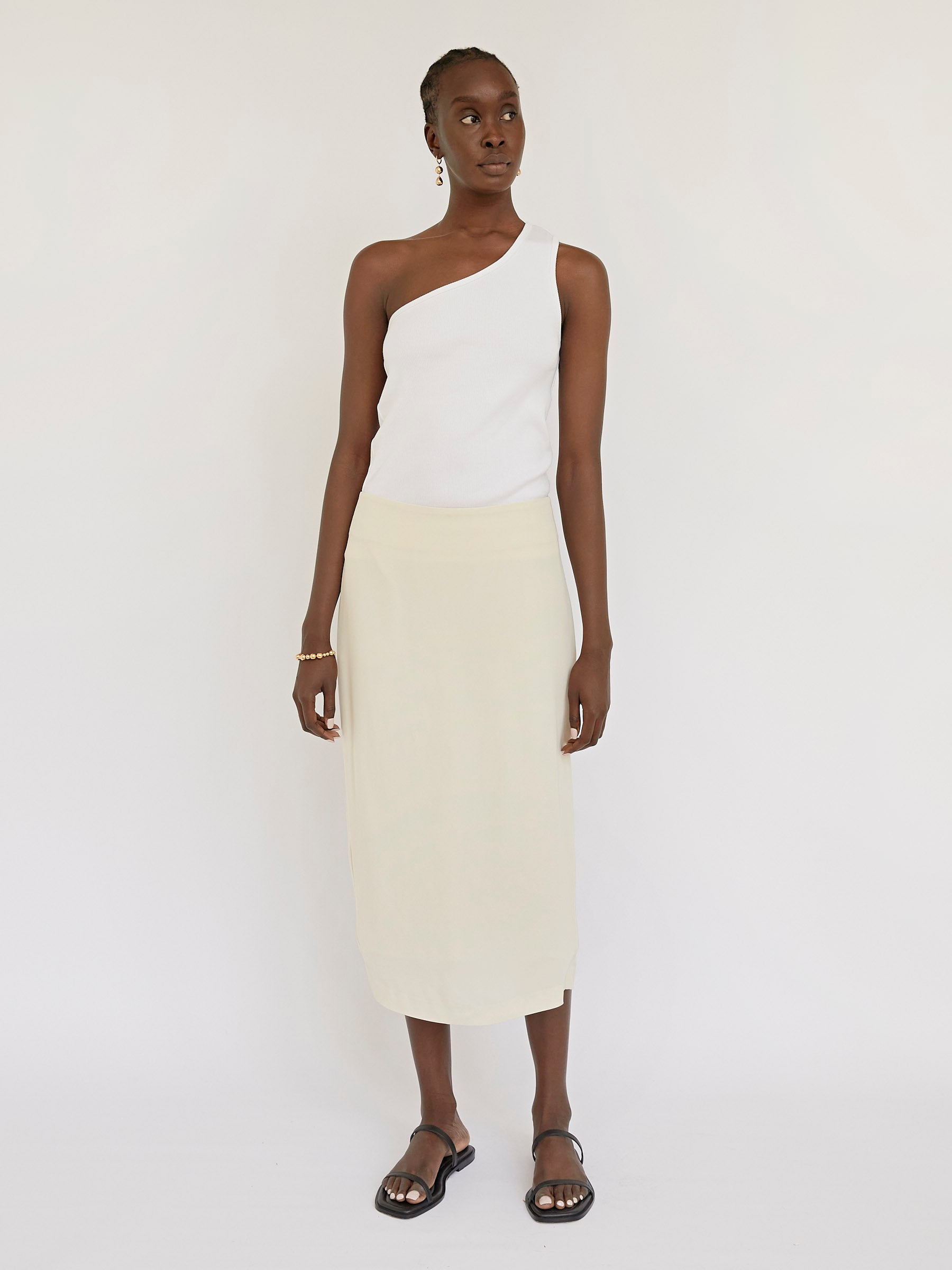 St. Agni | Low Waist Pencil Skirt in Cool White | The UNDONE