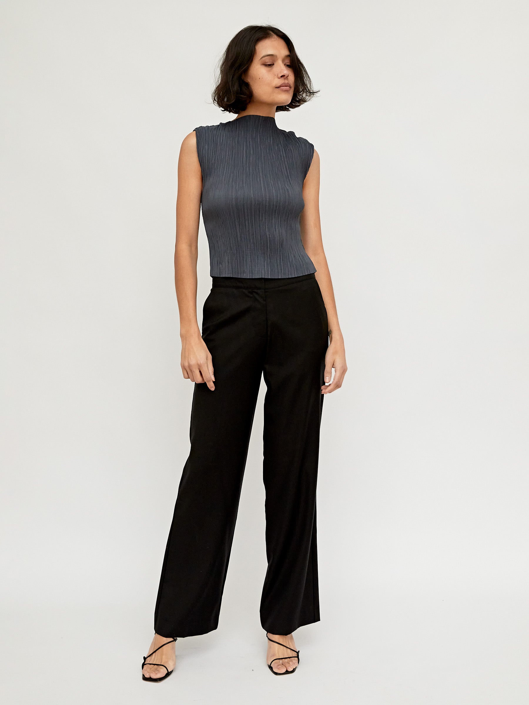 St. Agni | Charcoal Pleated Top | The UNDONE