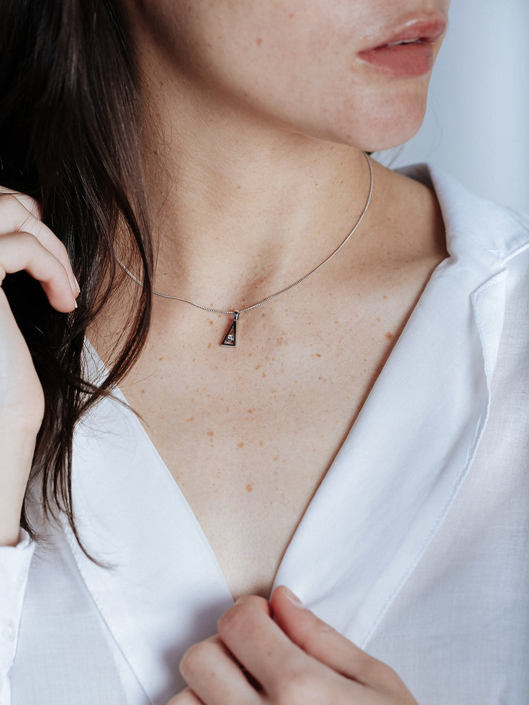 Natasha Schweitzer Jennifer Necklace in 9K Solid White Gold